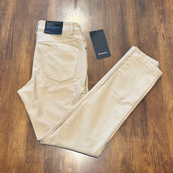 Lululemon Men’s Khaki pants Size 28”x32” - Picture 1 of 4